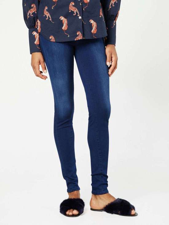 Узкие джинсы