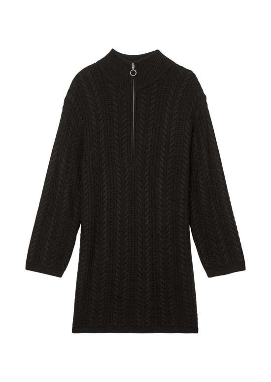 Трикотажное платье