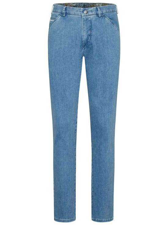 Обычные джинсы