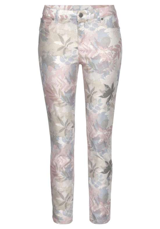 Джинсы узкого кроя