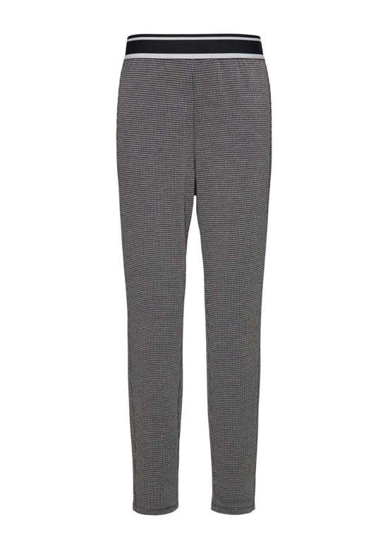 Узкие леггинсы