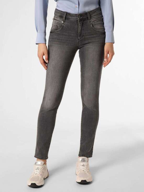 Джинсы узкого кроя Shakira