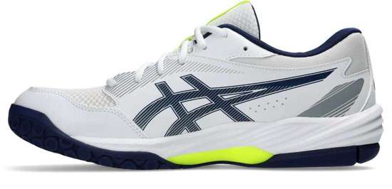 Спортивная обувь