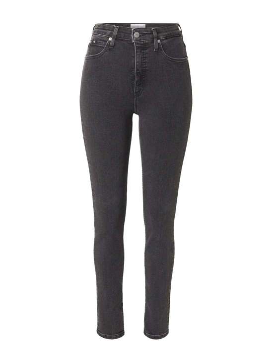 Узкие джинсы