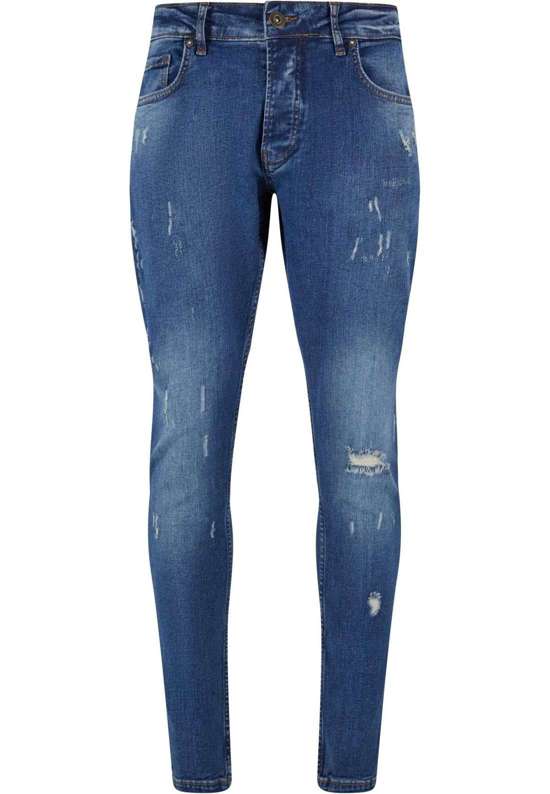 Узкие джинсы