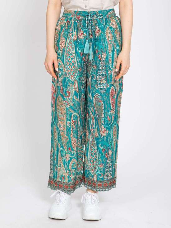 Брюки свободного кроя