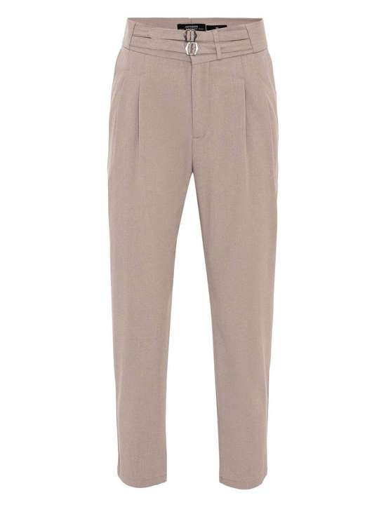 Обычные брюки со складками