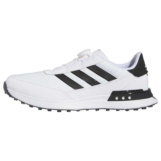 Спортивная обувь