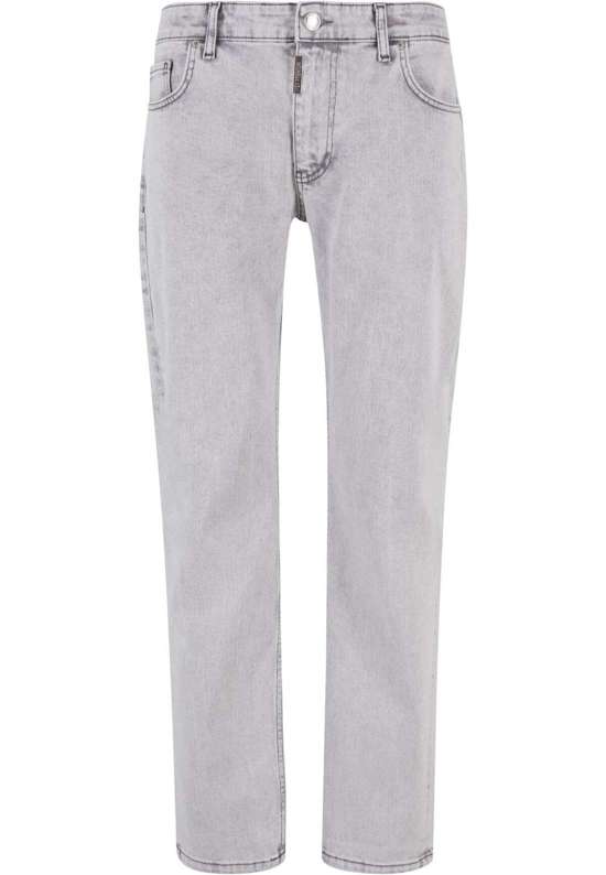 Зауженные джинсы