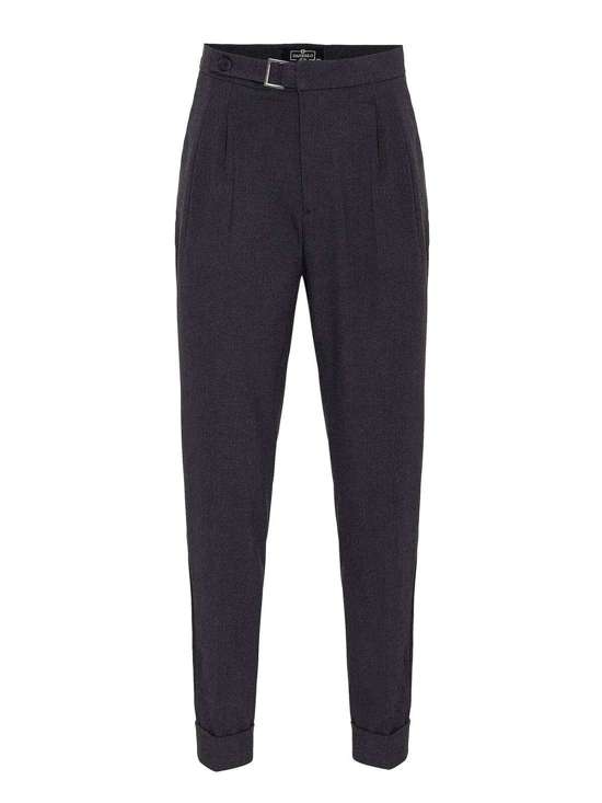 Обычные брюки со складками