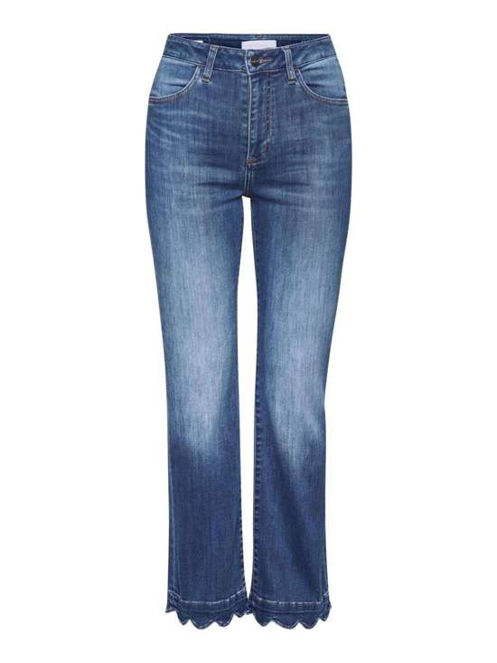 Расклешенные джинсы