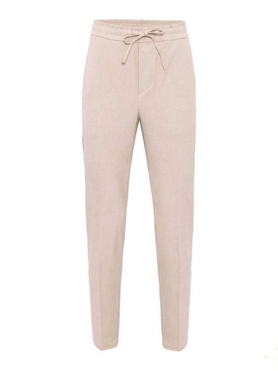 Брюки с обычными складками