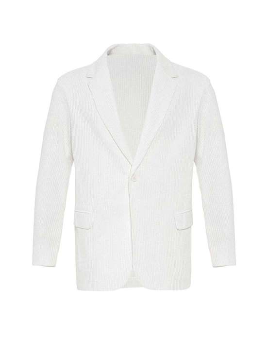 Деловой пиджак классического кроя