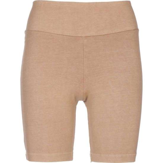 Узкие спортивные шорты