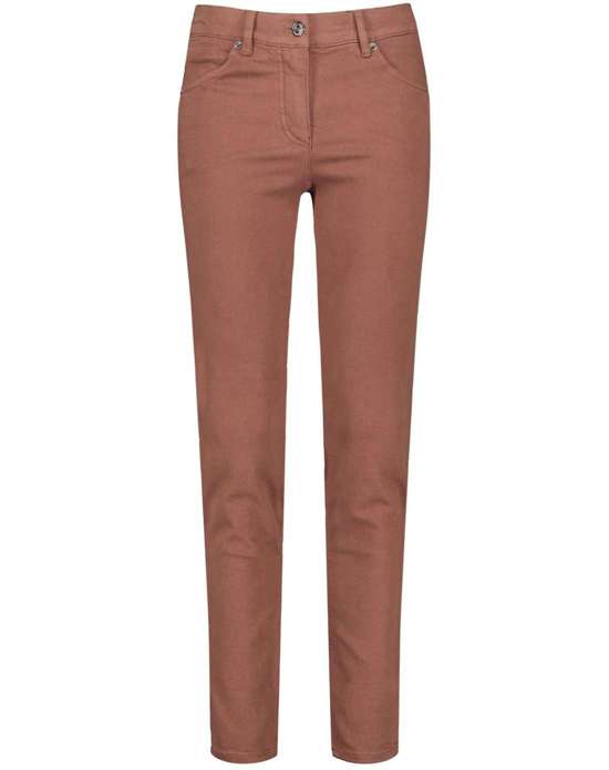 Узкие джинсы