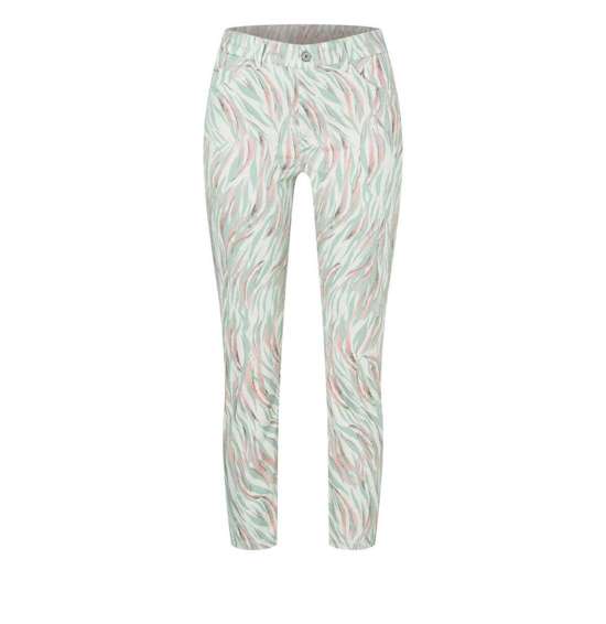 Джинсы узкого кроя