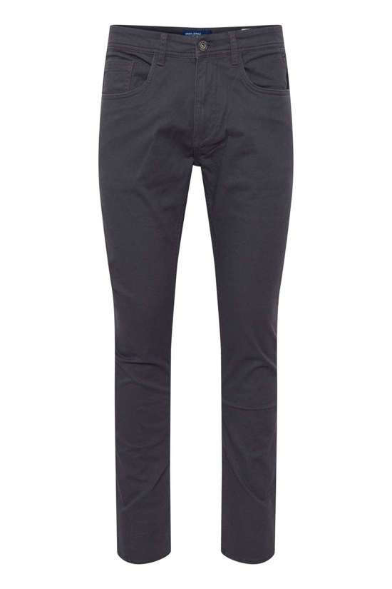 Брюки узкого кроя Saturn