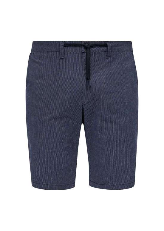 Узкие шорты