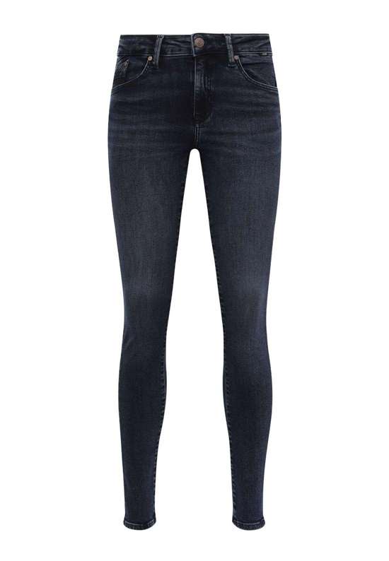 Узкие джинсы