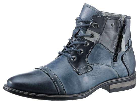 Ботинки на шнуровке