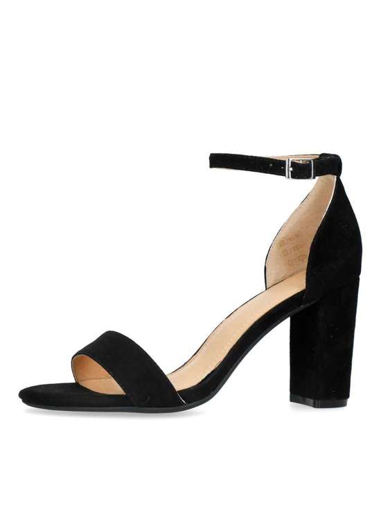 Сандалии с ремешком