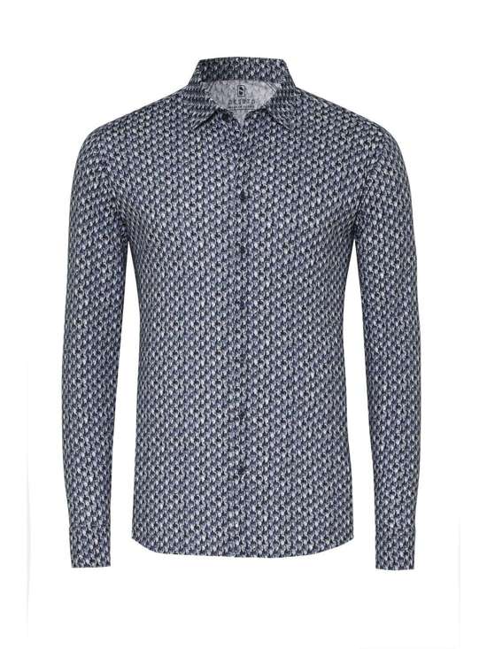 Рубашка узкого кроя