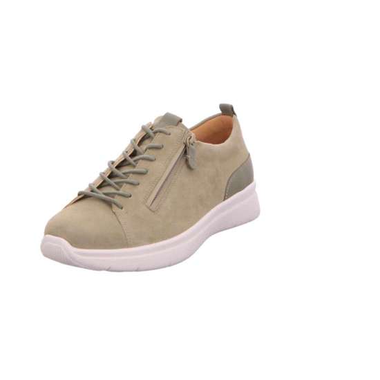 Спортивная обувь на шнуровке