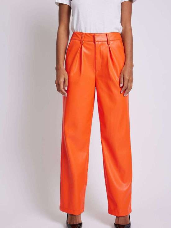 Брюки свободного кроя