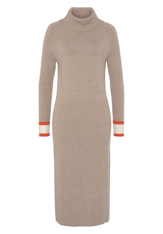 Трикотажное платье