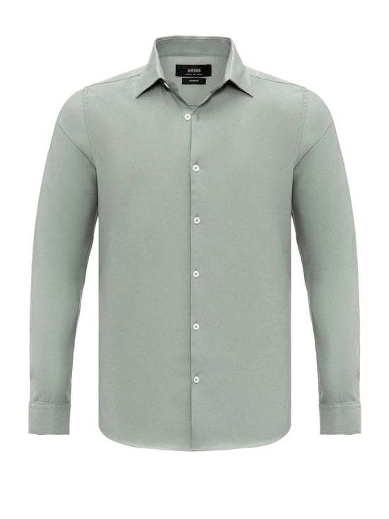 Рубашка узкого кроя