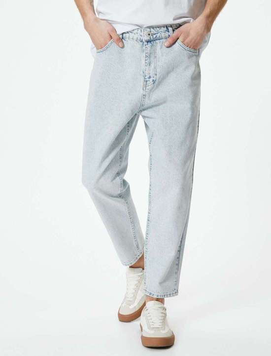 Джинсы свободного кроя