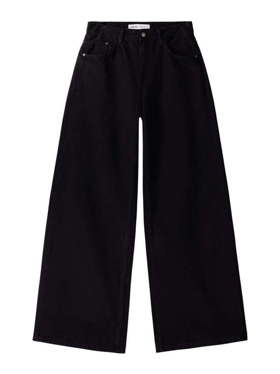 Широкие джинсы