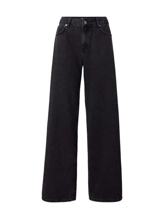 Широкие джинсы