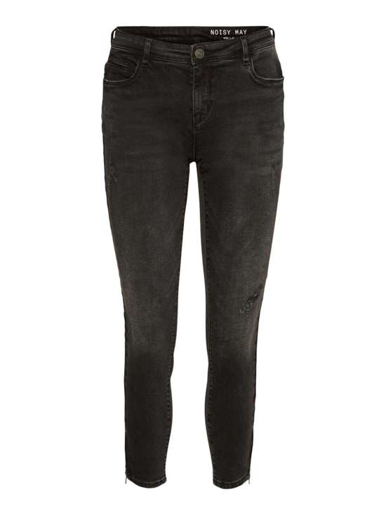 Узкие джинсы