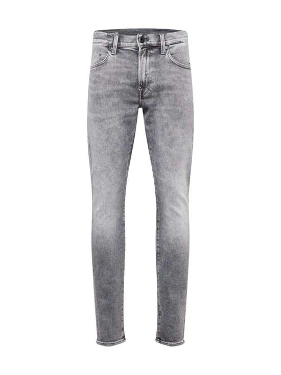 Узкие джинсы