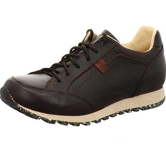 Спортивная обувь