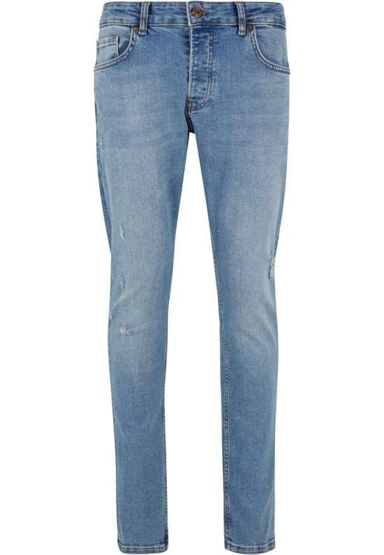 Обычные джинсы