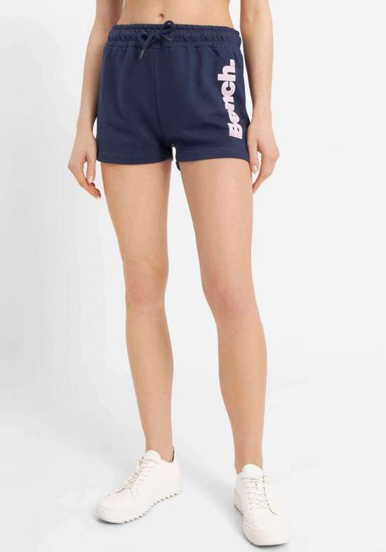 Обычные шорты