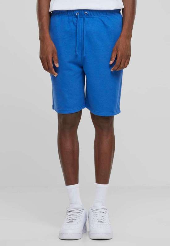 Обычные шорты