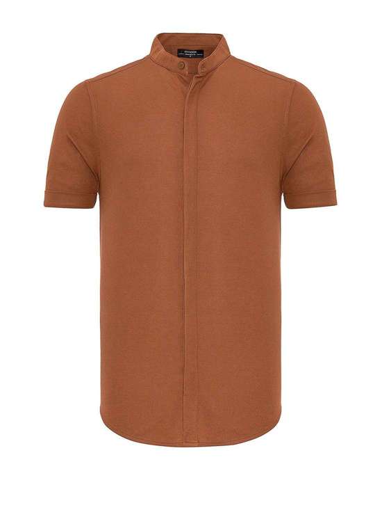 Рубашка узкого кроя