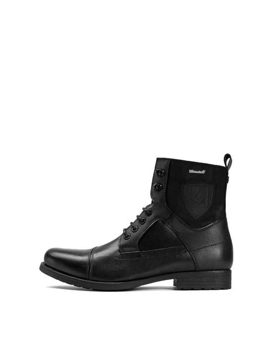 Ботинки на шнуровке