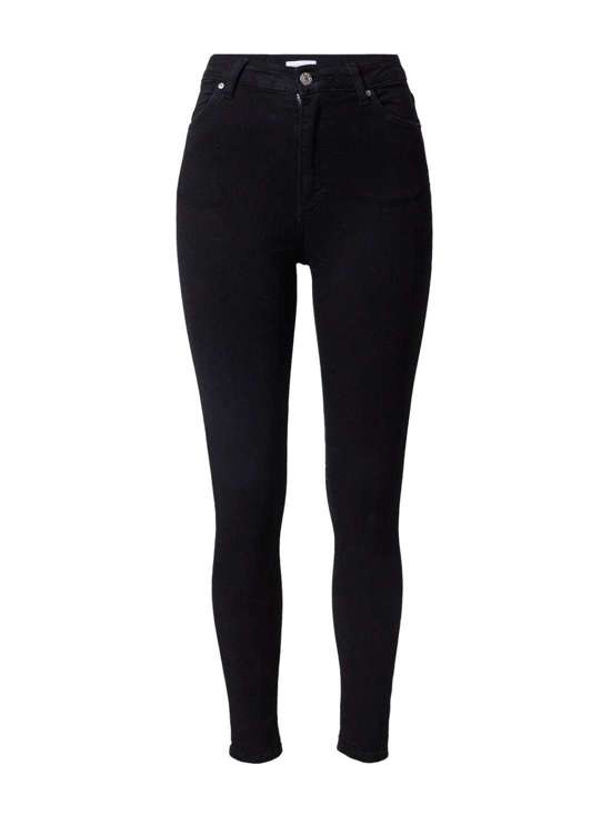 Узкие джинсы