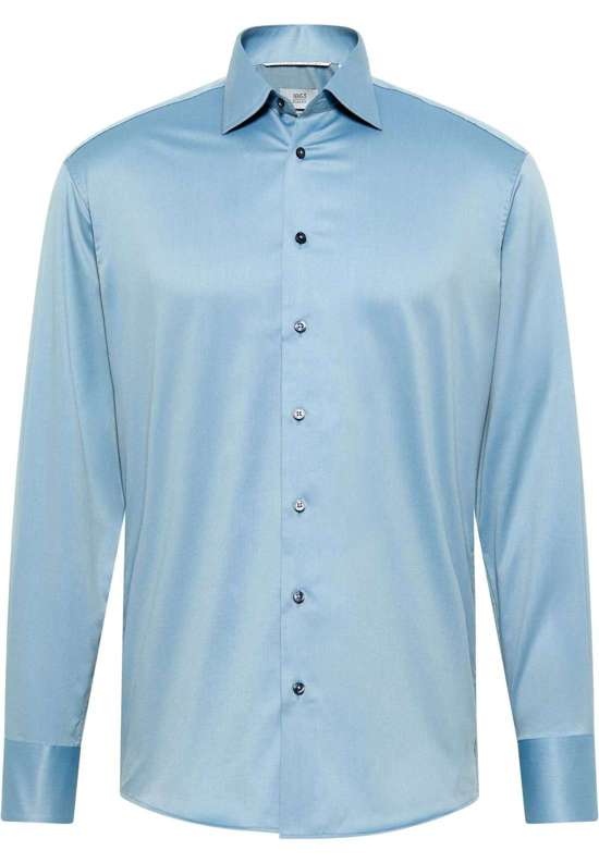 Деловая рубашка стандартного кроя