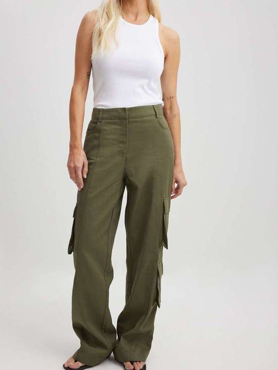 Брюки-карго свободного кроя