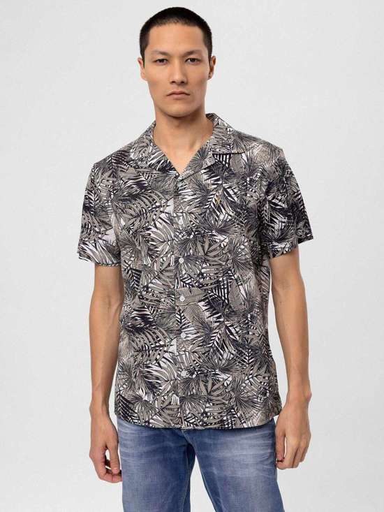 Рубашка стандартного кроя