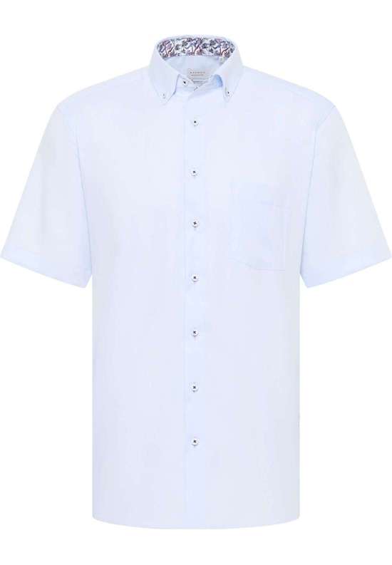 Деловая рубашка стандартного кроя