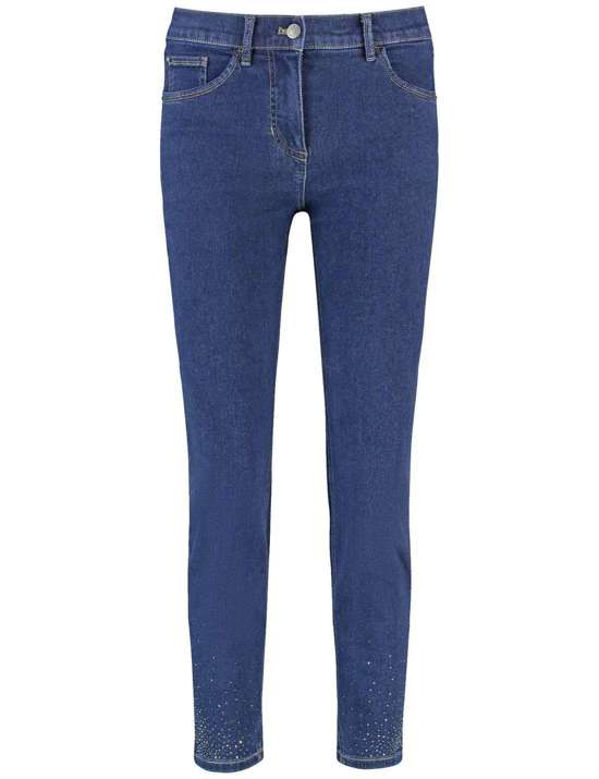 Джинсы узкого кроя