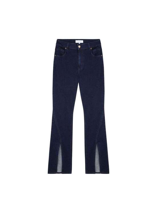 Обычные джинсы