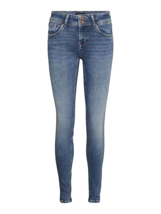 Джинсы узкого кроя