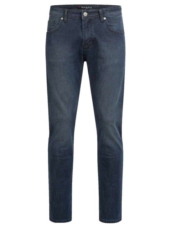 Обычные джинсы